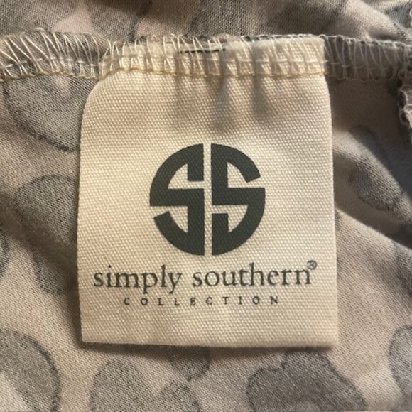 SIMPLY SOUTHERN Leopard Print Ruffle Bell Sleeve Peplum Hem Top - Size Small - Picture 5 of 6